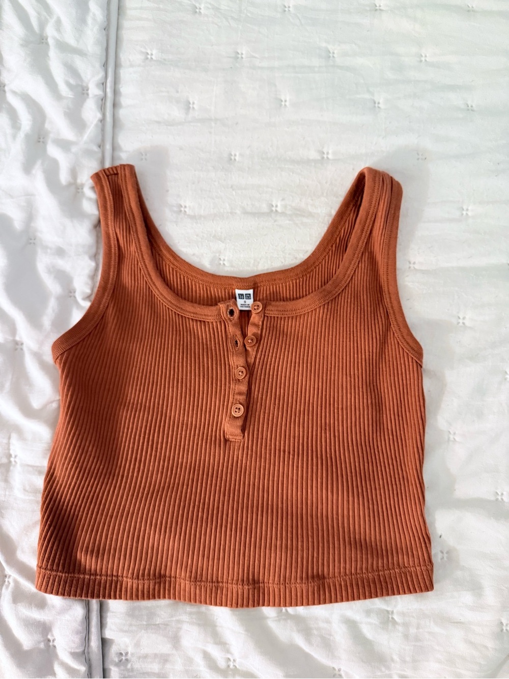 Uniqlo tank